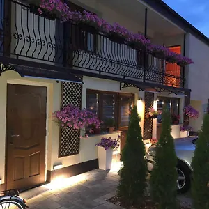 Privatunterkunft Noclegi Airportpark, Pyrzowice