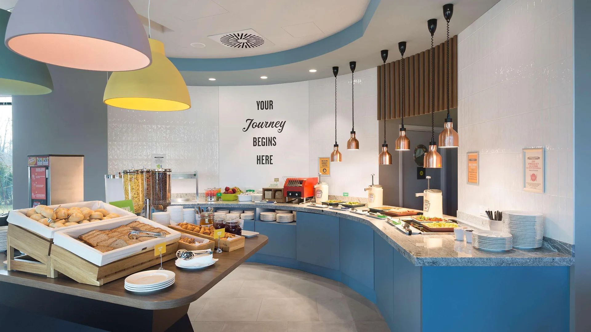 ***  Hotel Hampton By Hilton Krakow Airport Balice Polen